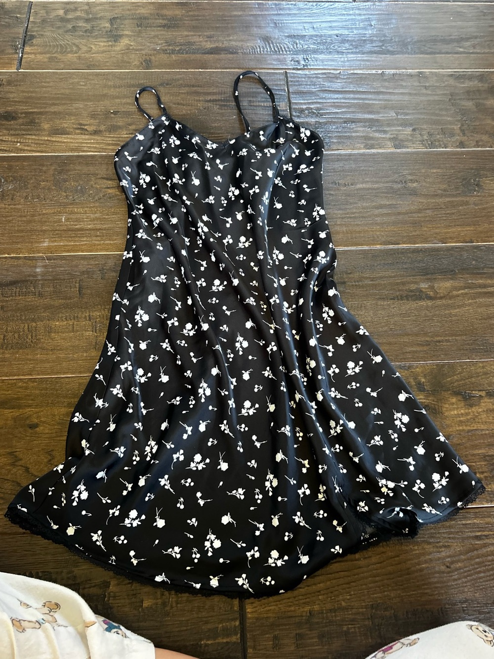 wild fable Black and White Floral Slip Dress